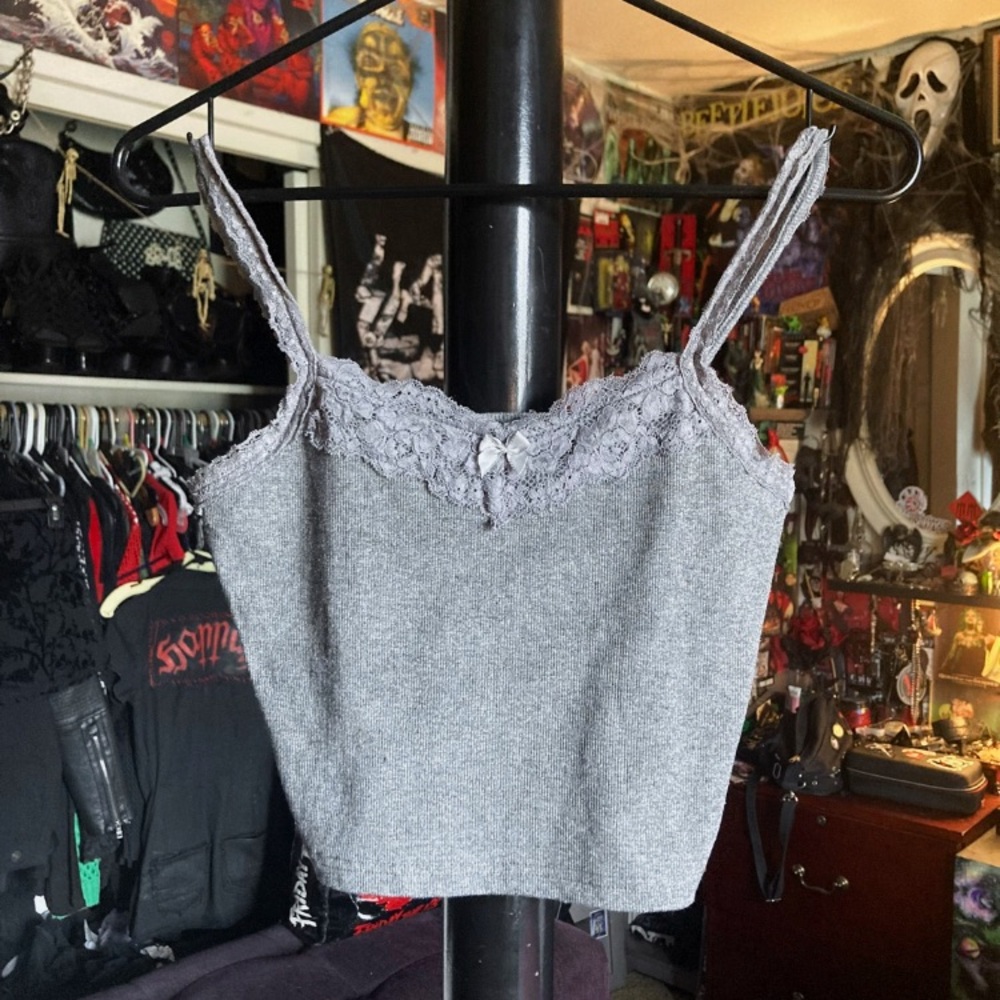 Grey Lace Tank Top w/ a Little Bow by Romwe